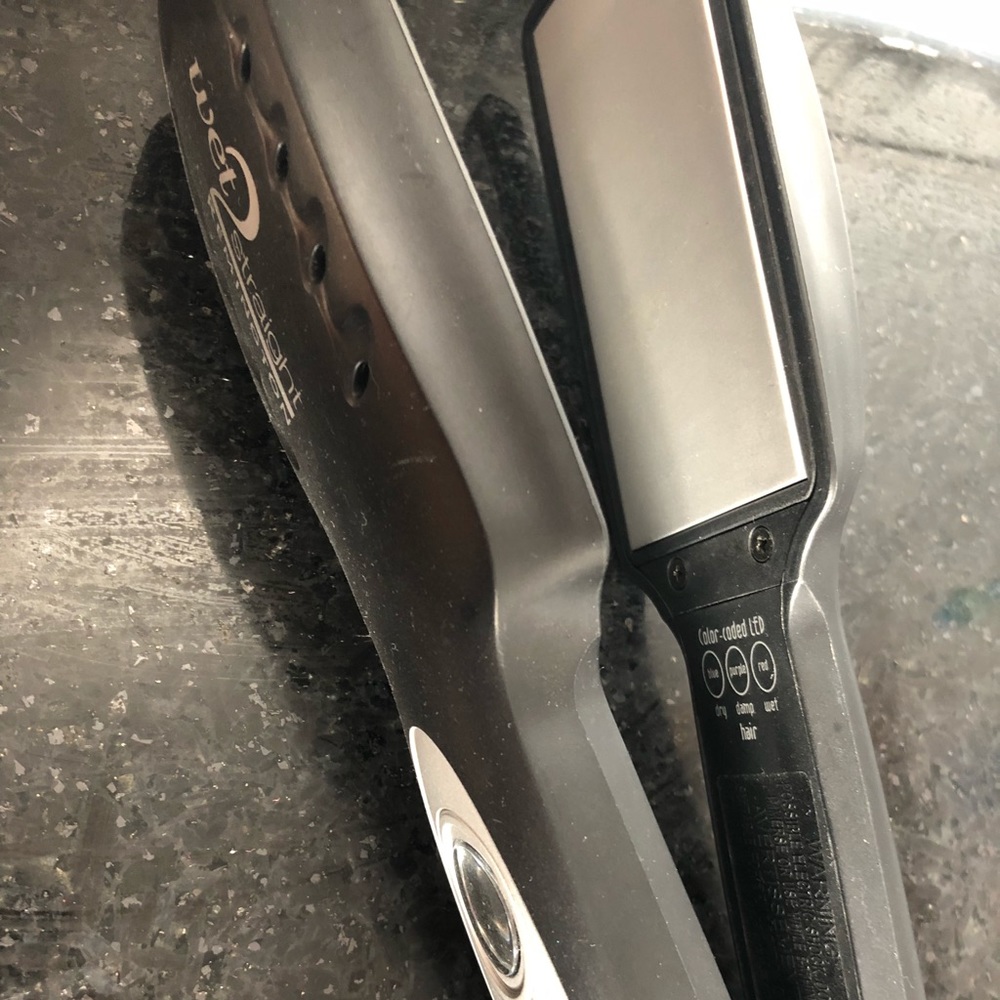 Remington Wet to Dry Straightener